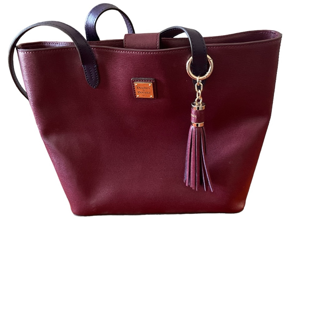 Dooney & Bourke Tote
